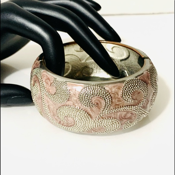 Enamel Hinged Bangle Bracelet - Picture 1 of 8